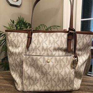 Michael Kors Classic Logo Tote